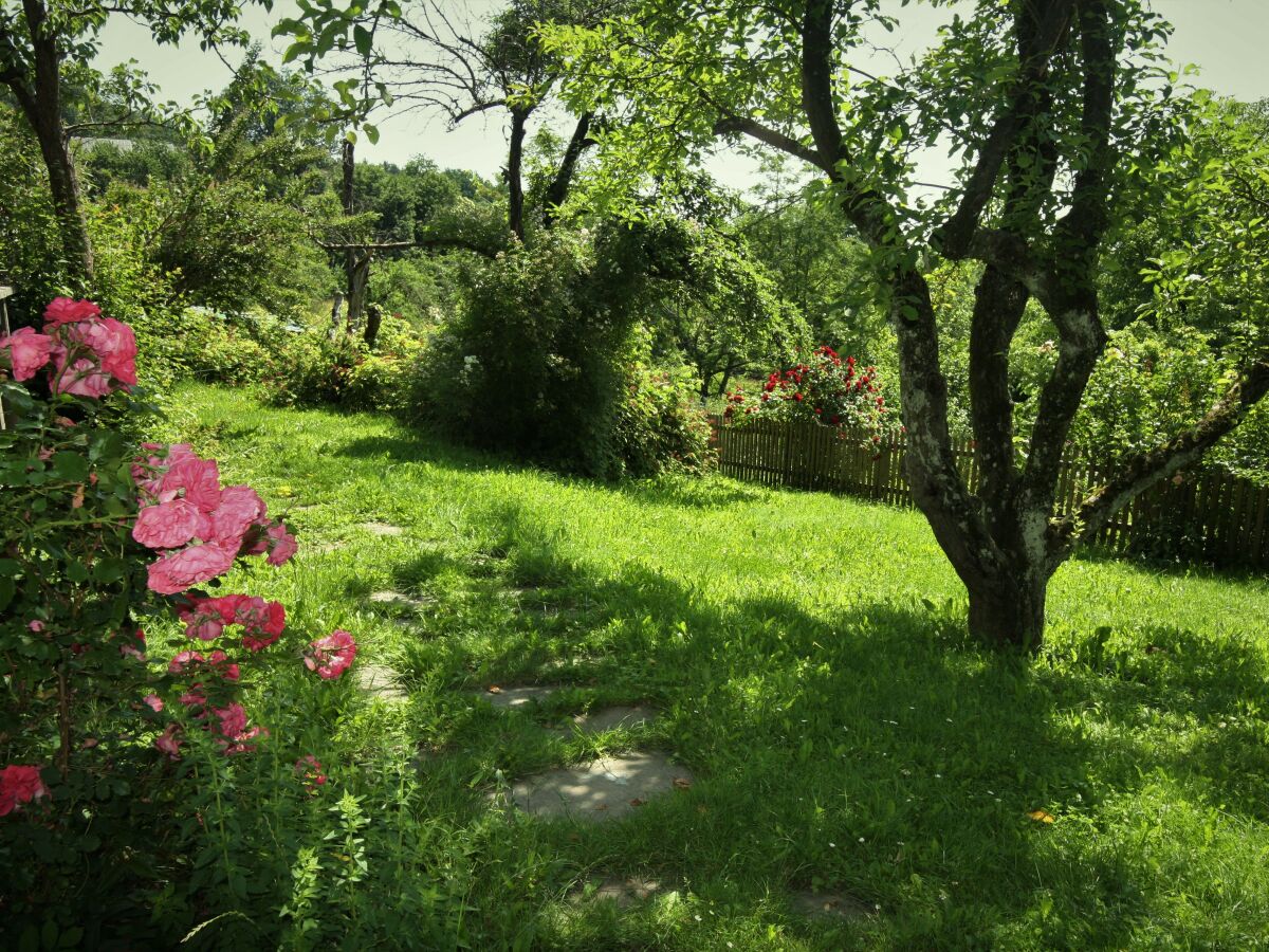 Wohlfühlgarten mit Schattenplatz