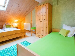 Hausbergschlafzimmer2