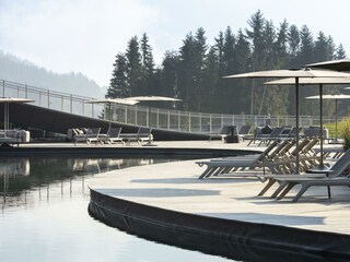 Krallerhof_Außenbereich_Liegen