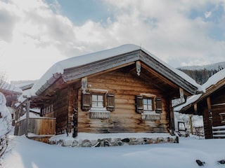 51_Chalet Winter (©Lukas Reschreiter)