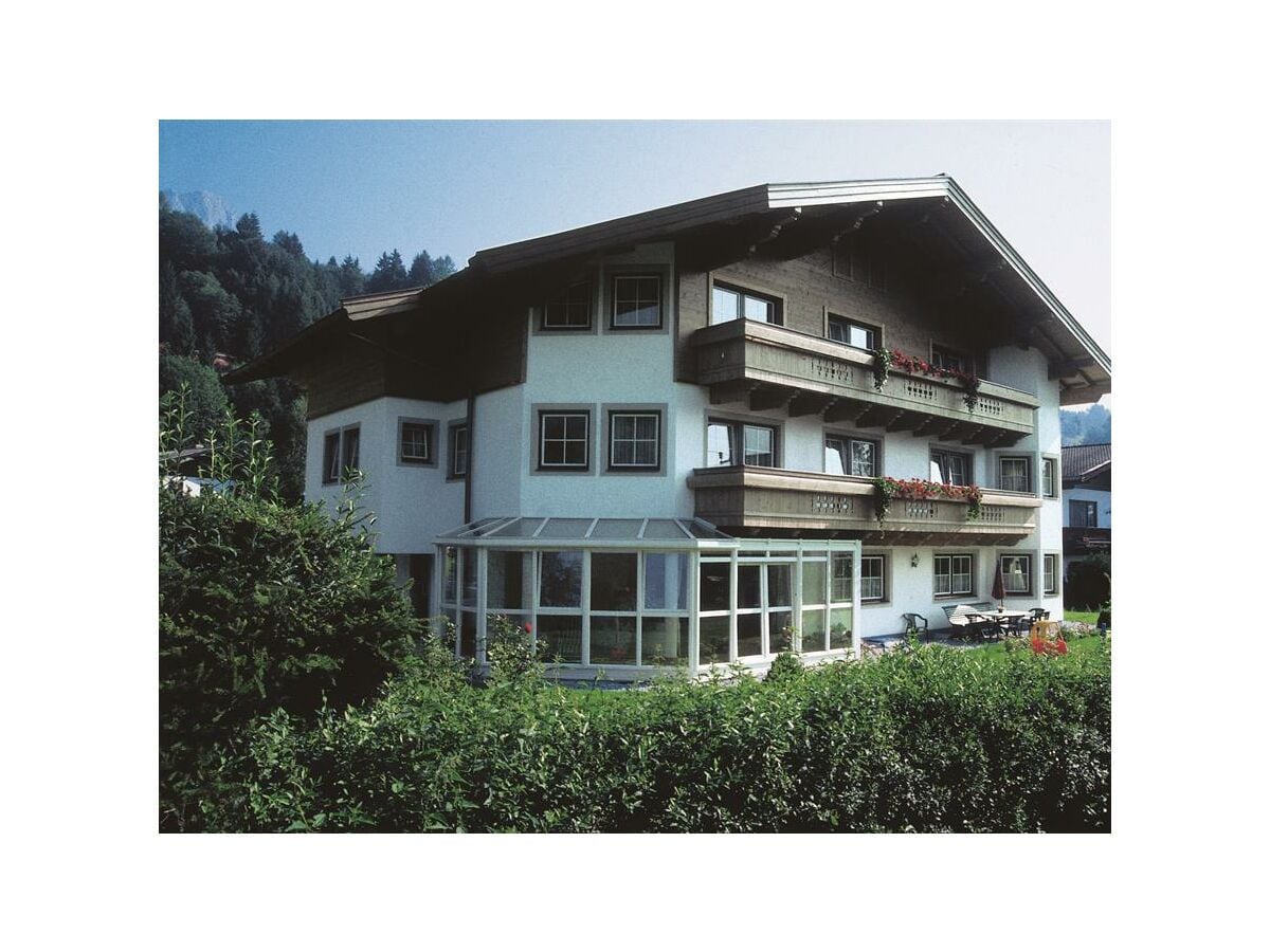 Haus Grundner im Sommer