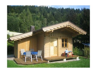 Gartenhaus mit Grillecke