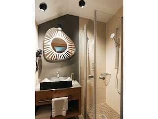 7_focus-media_web_familienstudio-bad2