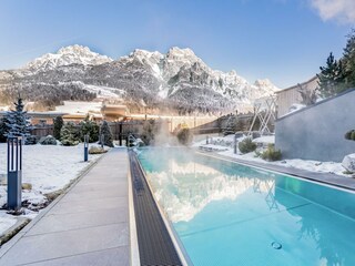 riederalm-winter_thermalpool_(c)evelien-walker