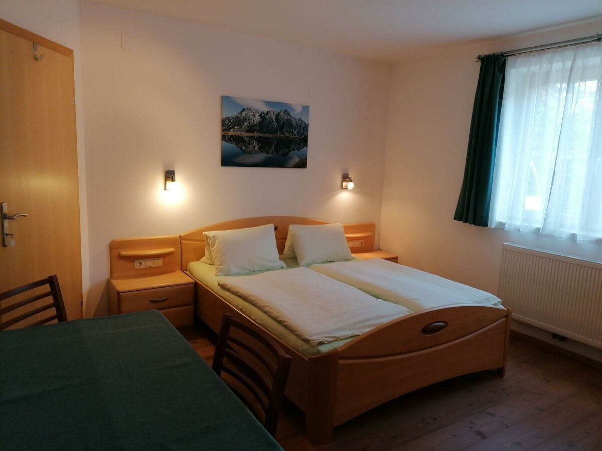 Schlafzimmer EG 3