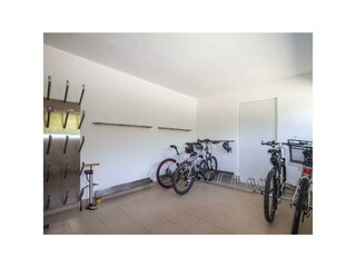 Fahrradabstellraum/Skiraum