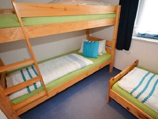 Schlafzimmer 2