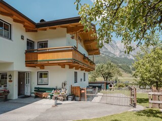 Eingang Ferienwohnung mit Terrasse