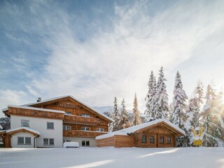 Bergnest_Außen-5.jpg