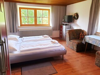 Zimmer 6 1