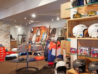 Alpenhaus - Sportshop direkt im Aparthotel