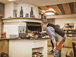 20170215_LuefteneggerZirbenpensionInnen_Grillen_10