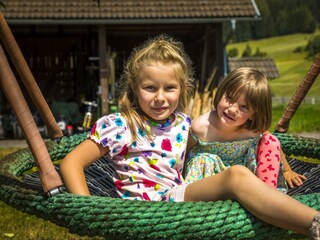 Unser Spielplatz - Schaukel