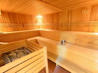 sauna-wellness-jufa-hotel-lungau-aufgussschale-144