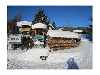 Einfahrt zu unserem Haus.Winter