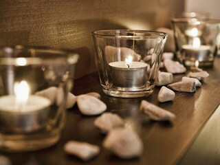 20111111_LuefteneggerAppartmenthausInnen_FotosMueh