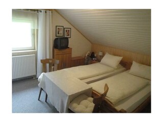 Jugendzimmer Zi 8