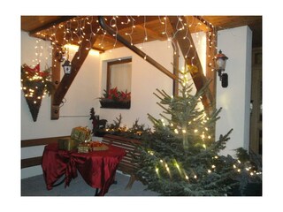 Christbaum am Eingang
