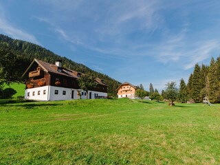 Aussenaufnahmen verkleinert für deskline