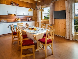 Almrausch Küche Essbereich