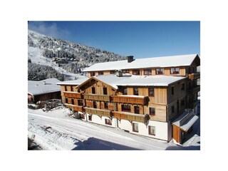 Seite vom Lärchenhof