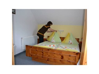 2. Schlafzimmer