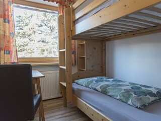 Kinderzimmer mit Stockbetten App.4