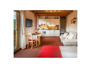 Enzian Wohn-Ess-Küchenbereich