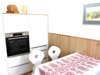 kueche_tisch