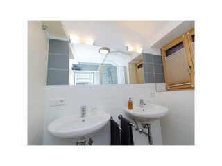 Wohnung2_Bad