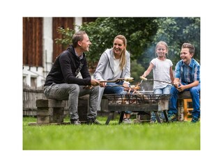 abends am Lagerfeuer