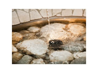 Kneippbach im Wellnessbereich