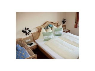 Schlafzimmer_Edelweiss