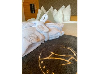 21-03-30-Bademantel-Detail-02