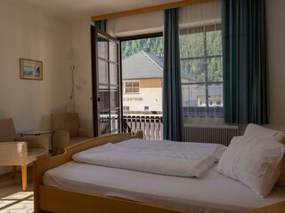 S Kamer18-6700