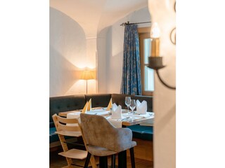 23077-restaurant-gewoelbe-amiamo