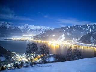 winter---nachtaufnahme-von-zell-am-see-kaprun2