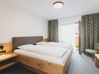 Doppelzimmer mit Balkon