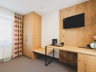 Standartzimmer mit Bergblick