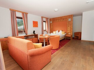 21_Suite