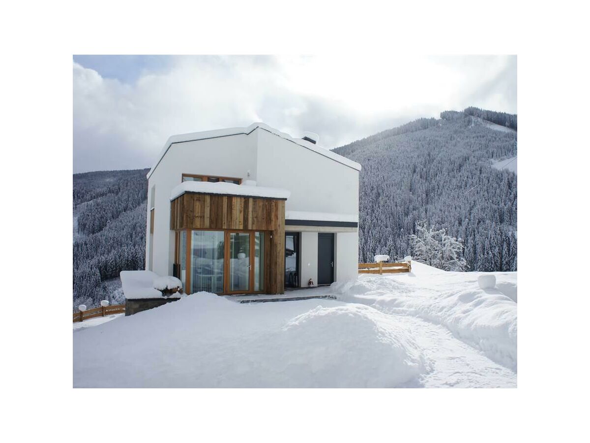 Chalet im Winter