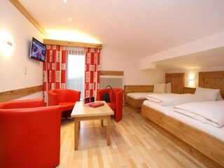 Schlaf-/Wohnbereich 2