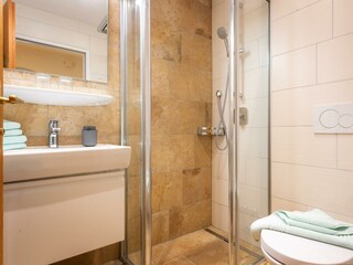 Blumenwiese 1_Badezimmer 1