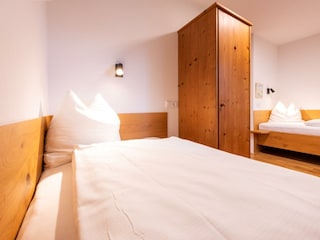 Blumenwiese 1_Kinderschlafzimmer