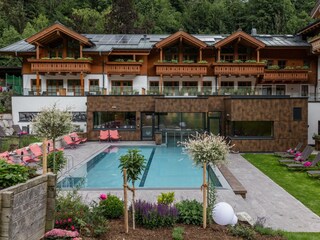 AußenansichtWellness2