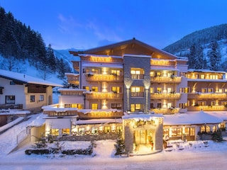 AußenansichtWinter-vorne