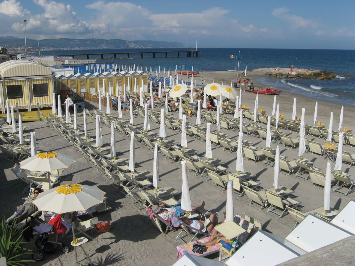 Die Strand von Ceriale