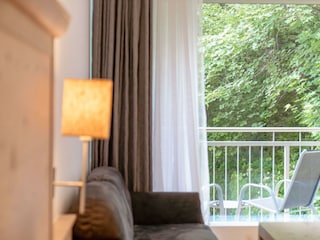 9011-8-app-maiskogel-214-amiamo-balkon-ausblick