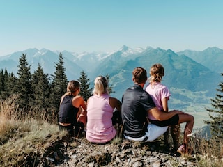 10001-herbst-wandern-familie-vonhinten-kitzsteinho
