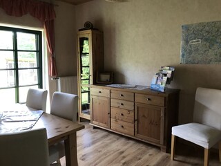 2. Wohnzimmer